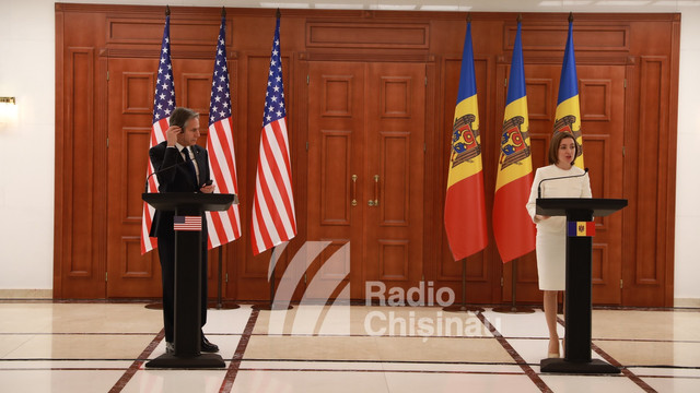 Antony Blinken anunță că SUA vor susține R. Moldova în gestionarea crizei refugiaților și a cerut aprobarea unui fond de 2,7 miliarde de dolari în acest sens: „SUA susțin suveranitatea și integritatea teritorială a R. Moldova”