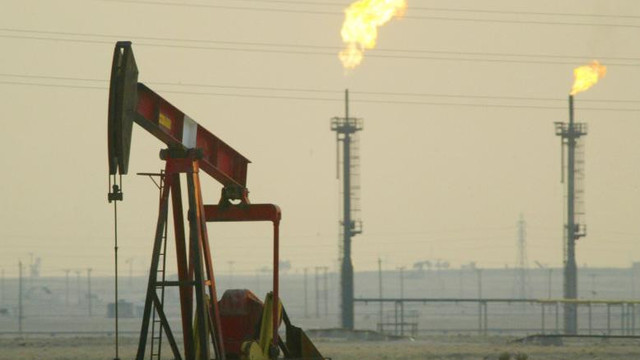 Prețul petrolului se apropie de recordul absolut. A ajuns la 139 de dolari pe baril