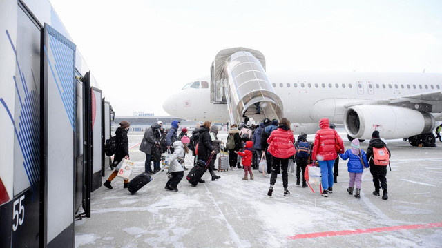 Aproape 300 de refugiați ucraineni au zburat din Chișinău spre Frankfurt și Istanbul. Vor fi organizate mai multe zboruri pentru persoanele care tranzitează R.Moldova