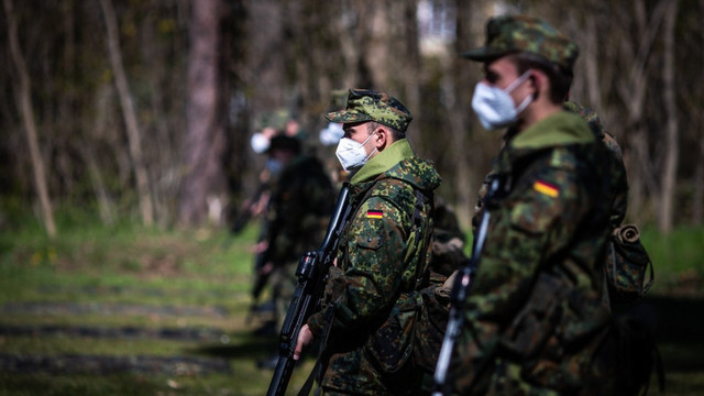 Germania va aloca începând din 2022 sume record pentru armată
