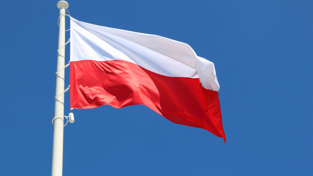 Guvernul polonez vrea modificarea constituției pentru a putea confisca averile oligarhilor ruși. Măsura prevăzută pentru Apărare
