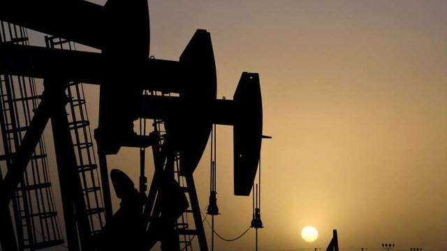 Arabia Saudită respinge din nou cererea țărilor occidentale de a crește producția de petrol