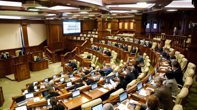Deputații au aprobat un proiect de lege pentru protecția victimelor represiunilor politice
