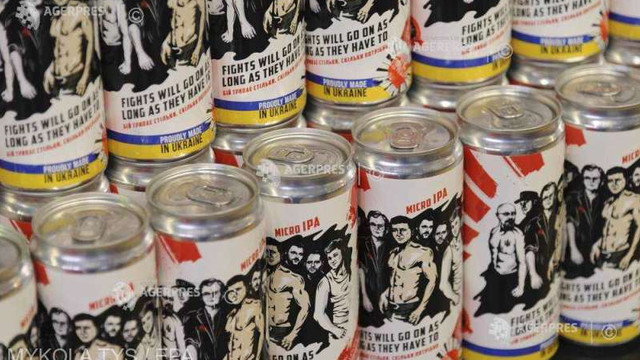 Ucraina | O fabrică de bere din Lvov produce acum hrană pentru refugiați și cocteiluri Molotov
