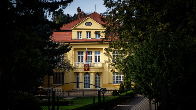 Slovacia ordonă ambasadei Rusiei să-și reducă la jumătate numărul de angajați, ca urmare a „activității lor inacceptabile”
