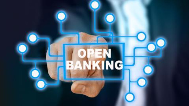 Modificări ale legislației pentru trecerea prestatorilor de servicii de plată de la ”traditional banking” către conceptul de ”open-banking”, aprobate de deputați 