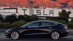 Tesla anunță un profit record, de 12,6 miliarde de dolari, în 2022