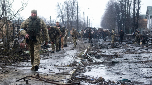 Soldații ucraineni au neutralizat într-o singură zi peste 1.500 de dispozitive explozive, în regiunea Kiev
