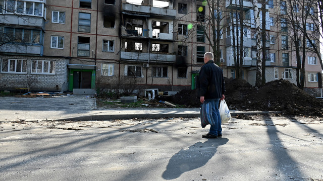 Experți, despre atrocitățile comise de armata rusă în Ucraina: „Prin teroarea asupra civililor face presiuni asupra guvernului”