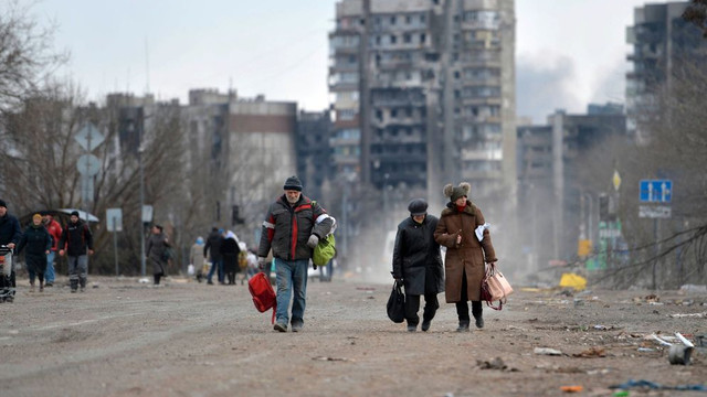 Volodimir Zelenski: 95% din clădirile din Mariupol au fost distruse
