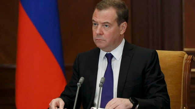 Dmitri Medvedev afirmă că UE va dispărea înainte de acceptarea Ucrainei în componența sa
