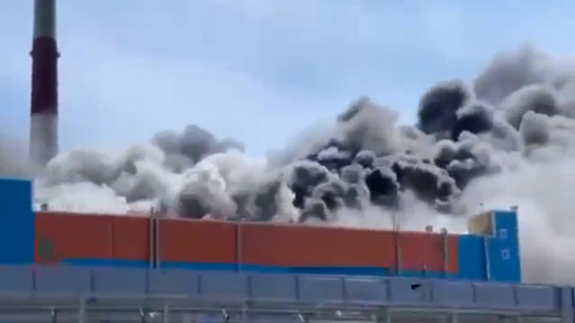 O centrală electrică recent inagurată în estul Rusiei a fost mistuită de flăcări