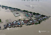 Bangladesh: Două milioane de persoane sunt izolate în urma unor inundații devastatoare