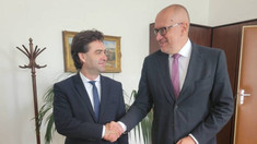 În cadrul vizitei oficiale în Cehia, Nicu Popescu a avurt o întrevedere cu ministrul pentru afaceri europene, Mikuláš Bek