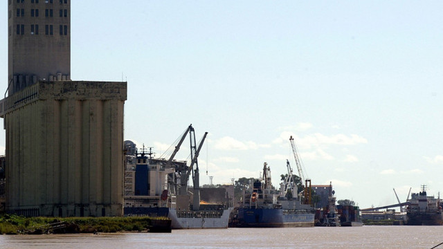 Cerealele furate de ruși din Ucraina se află pe nave cargo în Marea Mediterană. Care ar fi destinația
