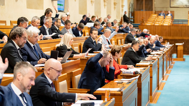Senatul Cehiei a adoptat o rezoluție prin care acuză Rusia de ”genocid” în Ucraina