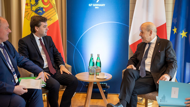 Vicepremierul Nicu Popescu a discutat cu Jean-Yves Le Drian, ministrul pentru Europa și afaceri externe al Franței