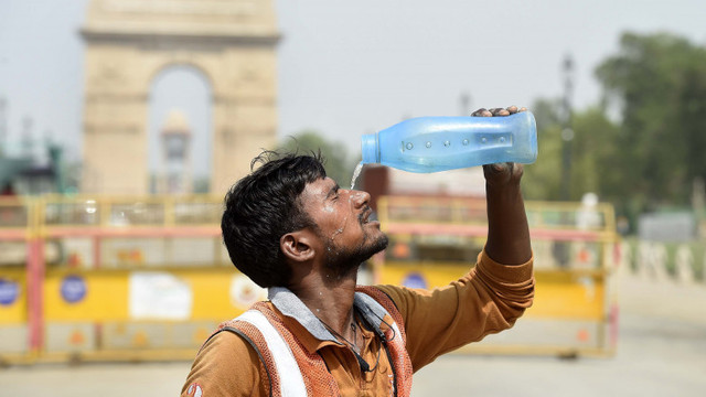 Val de căldură în India: S-au înregistrat aproape 50 de grade Celsius în New Delhi