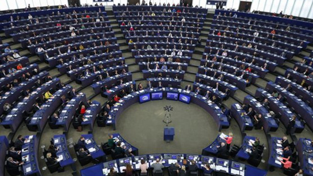 Parlamentul European cere ca R. Moldova să primească statutul de țară candidată la UE. Eurodeputații au adoptat raportul anual de punere în aplicare a acordului de asociere a UE - Republica Moldova