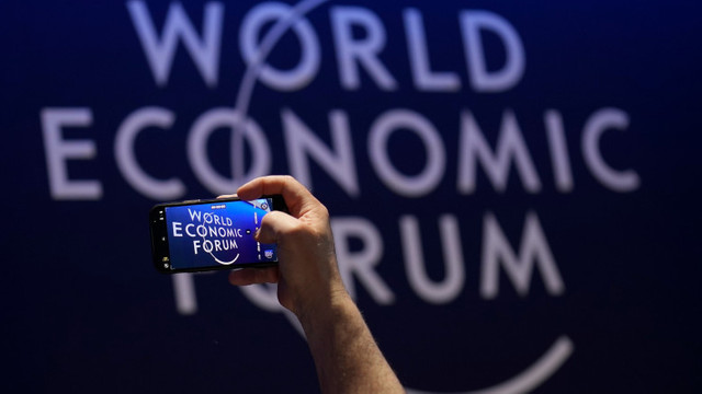 Forumul economic mondial revine la Davos după doi ani de pauză. Pe listă nu se află oficiali sau companii guvernamentale din Rusia