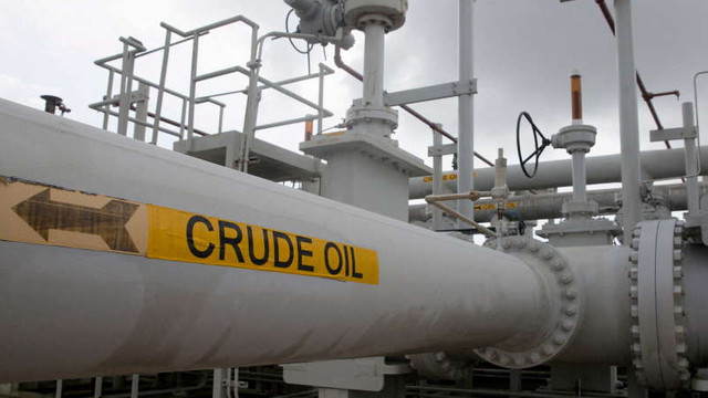 Statele UE negociază un embargo petrolier contra Rusiei care să excludă deocamdată petrolul livrat prin conducte