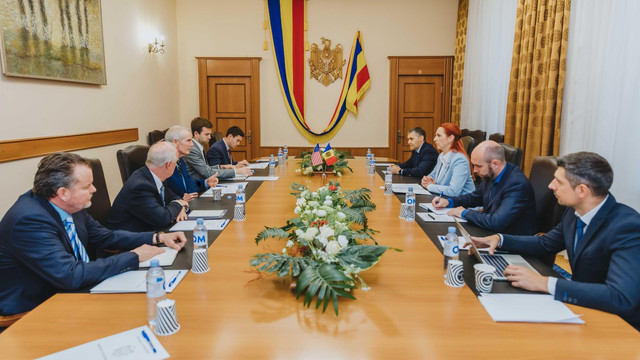 Delegația condusă de senatorul american, Robert Portman, în vizită la MAI. Criza refugiaților și fortificarea securității R. Moldova, printre subiectele abordate în cadrul discuției 