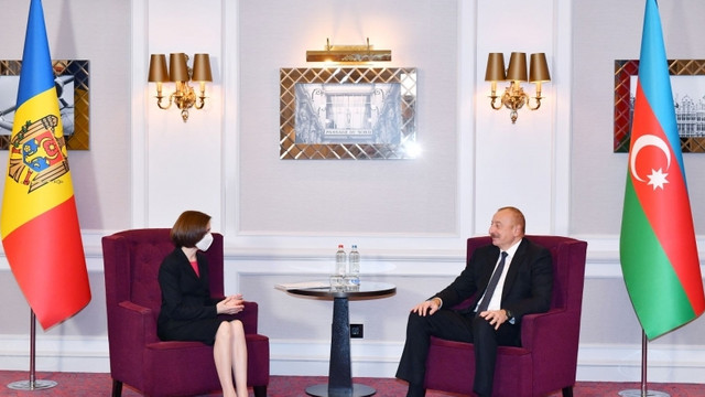 Consolidarea cooperării în domeniul energetic, discutată de Maia Sandu cu președintele Azerbaidjanului