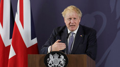 Boris Johnson refuză să-și dea demisia, invocând „mandatul colosal” primit de la alegători
