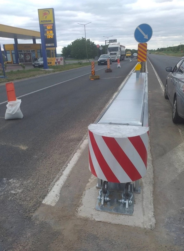 FOTO | Premieră în Republica Moldova. Pe câteva sectoare de drum au fost montate atenuatoare de impact