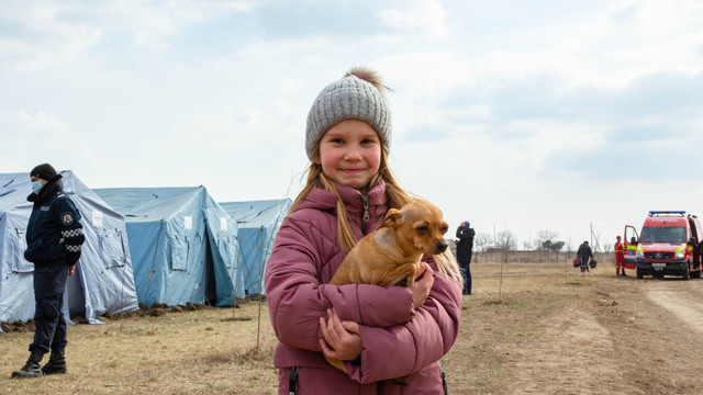O sută de zile de război în Ucraina au lăsat 5,2 milioane de copii cu o necesitate enormă de asistență umanitară