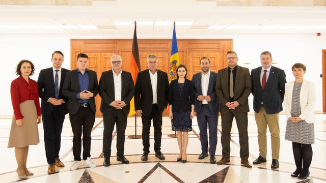 Președinta Maia Sandu s-a întâlnit cu o delegație a Bundestagului german. Provocările cu care se confruntă R. Moldova în contextul războiului din Ucraina, printre subiectele abordate