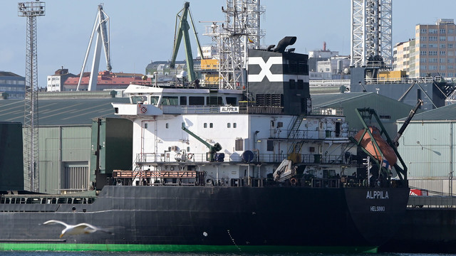 O navă cu porumb ucrainean a ajuns într-un port din nord-vestul Spaniei folosind „o nouă rută maritimă” pentru a evita blocajele Rusiei
