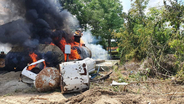 Două cisterne pentru gaz fără încărcătură au luat foc la vama Sculeni