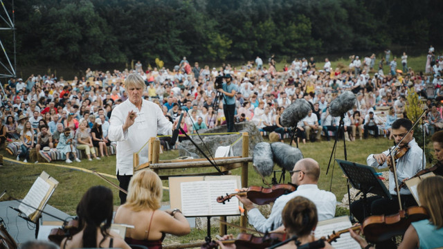 Festivalul de muzică clasică în aer liber „DescOperă” revine după o pauză de doi ani
