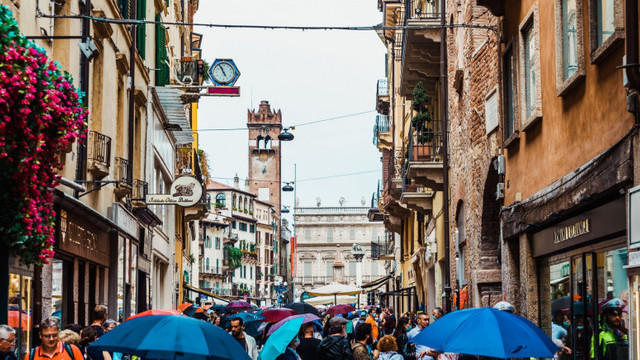 Amenzi uriașe pentru oamenii din Verona care își spală mașinile sau își udă gazonul