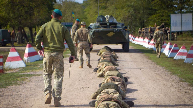 Marea Britanie va antrena până la 10.000 de soldați ucraineni pentru lupta pe front împotriva Rusiei