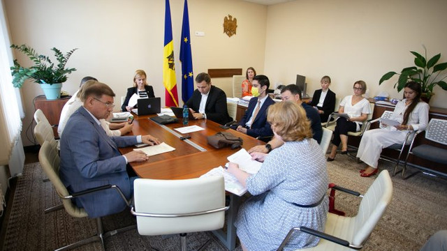 Candidaturile a cinci ambasadori ai Republicii Moldova au fost avizate de Comisia politică externă și integrare europeană
