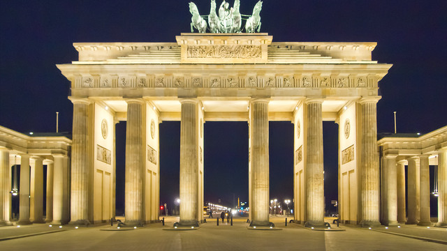 Iluminatul mai multor monumente din Berlin va fi oprit în cursul nopții pentru se economisi energie