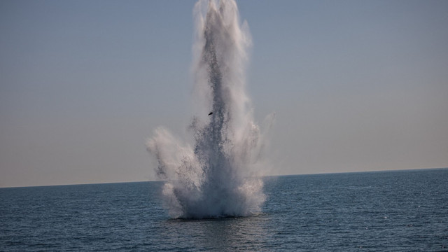 Doi ucraineni care înotau în Marea Neagră au fost uciși de o mină marină
