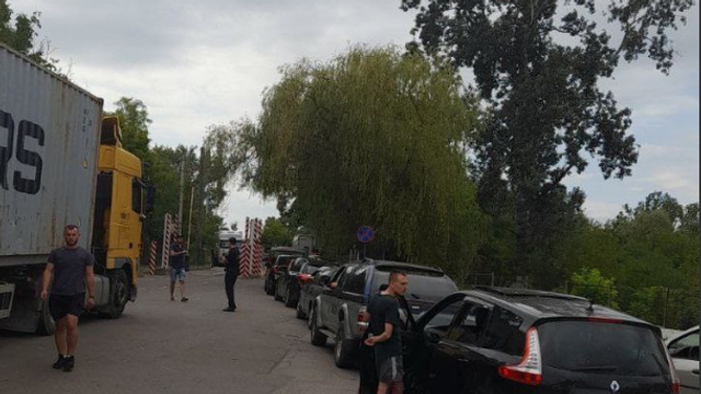 Poliția de Frontieră informează. Trafic intens la două puncte de trecere a frontierei Republicii Moldova