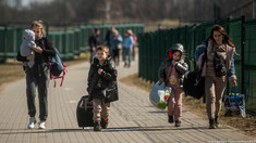 Gestionarea crizei refugiaților rămâne o prioritate pe agenda autorităților și a tinerilor din Republica Moldova