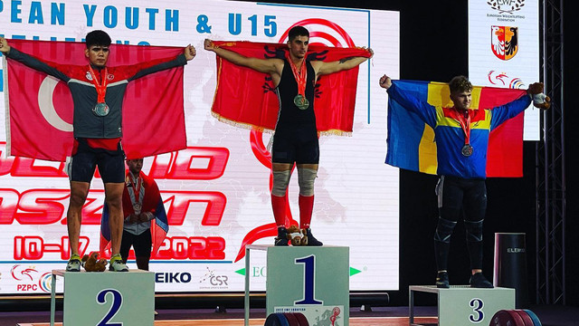 Halterofilii Daniel Ciubotaru și Alexandru Neagu au urcat pe podium la Europene