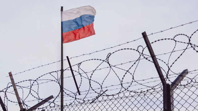 Disperată că rușii nu mai vor să moară pentru Putin în război, Moscova vrea să elibereze deținuți ca să-i trimită pe front

