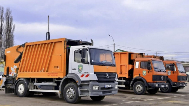 Autosalubritate cumpără opt camioane de mare capacitate pentru transportarea deșeurilor