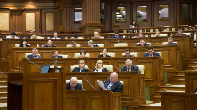 Blocul Comuniștilor și Socialiștilor boicotează ședința extraordinară a legislativului