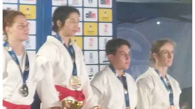 Sabina Artemciuc a cucerit bronzul la Mondialul de sambo pe plajă