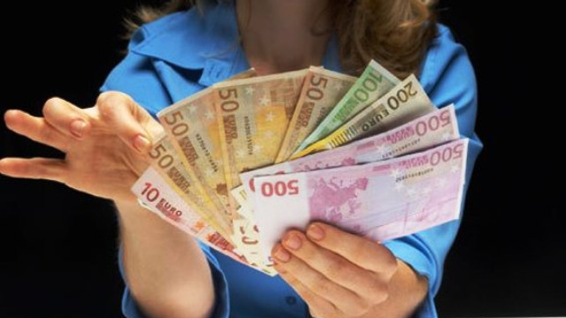 Guvernul din Cipru stabilește un salariu minim pentru prima dată în istoria țării