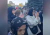 VIDEO | Femeile din Daghestan și din alte regiuni ale Rusiei au ieșit să protesteze împotriva mobilizării, nu au mai existat proteste atât de înverșunate