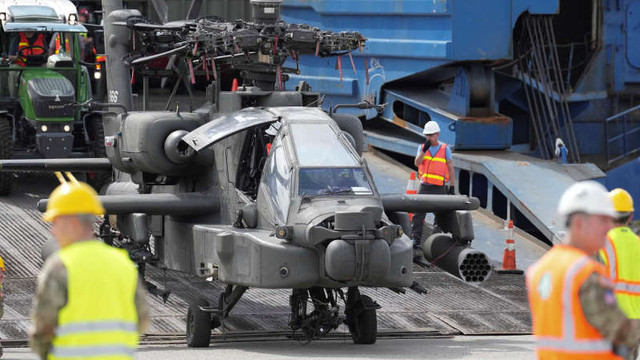 Polonia vrea să achiziționeze 96 de elicoptere Apache din SUA