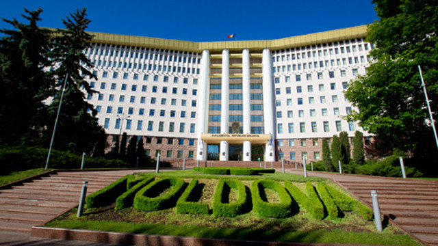 Parlamentul Republicii Moldova lansează un nou program de stagii pentru tineri